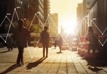 Sondaj eToro: Investitorii români sunt pesimiști privind evoluția economiei, dar încrezători în veniturile lor