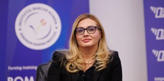 Adina Călin, Director produse și servicii, CEC Bank – „Finantarea Societatilor Comerciale”